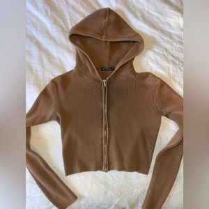 Brandy Melville cropped ribbed hoodie!